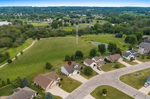 465 Winding Waters Way, De Pere, WI 54115 - Photo 5