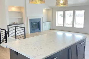 W5747 Roundstone Pl, Menasha, WI 54952 - Photo 3
