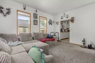 1227 Porlier St, Green Bay, WI 54301 - Photo 7