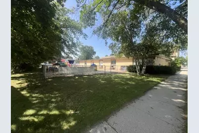 1429 N 5th Street, Sheboygan, WI 53081 - Photo 7