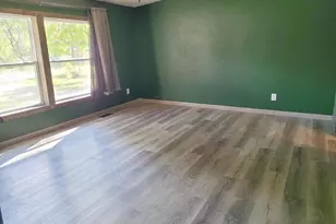 E8568 Market St, Mukwa, WI 54961 - Photo 13