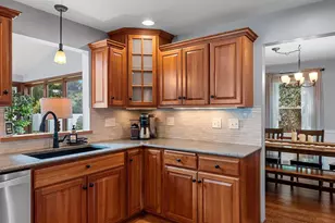 601 Brevoort Ln, Green Bay, WI 54301 - Photo 5