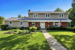 601 Brevoort Ln, Green Bay, WI 54301 - Photo 1