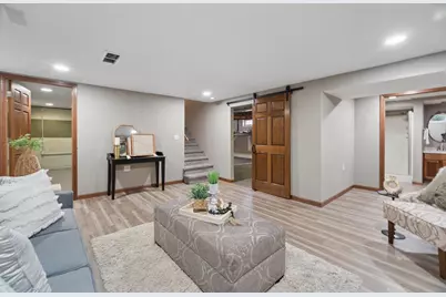 1805 Algoma Boulevard, Oshkosh, WI 54901 - Photo 21
