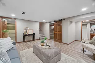1805 Algoma Blvd, Oshkosh, WI 54901 - Photo 21
