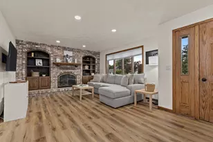 N9626 Darboy Dr, Appleton, WI 54915 - Photo 5