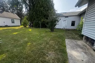 1601 Dewey St, Manitowoc, WI 54220 - Photo 7