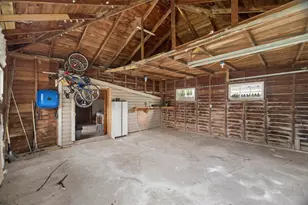 335 Cleveland St, Brillion, WI 54110 - Photo 23