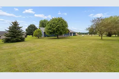 E8522 Thieme Drive, Fremont, WI 54940 - Photo 39