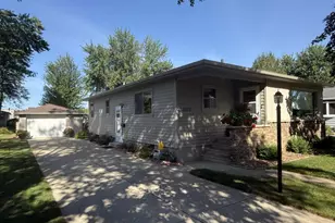 1033 S Cleveland St, Shawano, WI 54166 - Photo 23