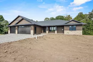 6157 Bay Hill Ct, Luxemburg, WI 54217 - Photo 3