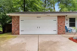 2624 Oakwood Dr, Green Bay, WI 54304 - Photo 51