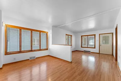 1551 Cedar Street, Green Bay, WI 54301 - Photo 7
