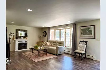 100 St Francis Drive, Green Bay, WI 54301 - Photo 7