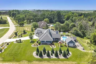 2836 Oak Stream Dr, De Pere, WI 54115 - Photo 7