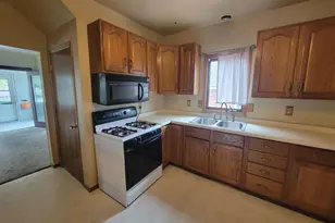 311 E Johnson St, Fond du Lac, WI 54935 - Photo 11
