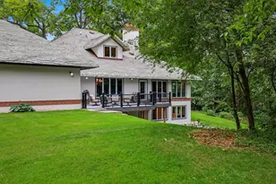 255 Traders Point Ln, Green Bay, WI 54302 - Photo 57