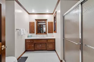 255 Traders Point Ln, Green Bay, WI 54302 - Photo 25