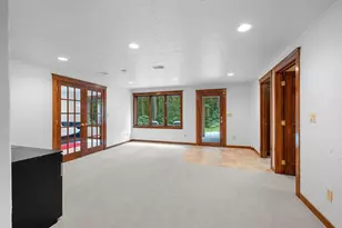 255 Traders Point Ln, Green Bay, WI 54302 - Photo 41