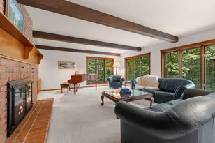 255 Traders Point Ln, Green Bay, WI 54302 - Photo 7