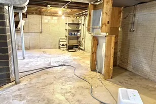 808 7th St, Green Bay, WI 54304 - Photo 27
