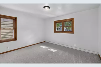 6200 W Manitoba Street, Milwaukee, WI 53219 - Photo 11