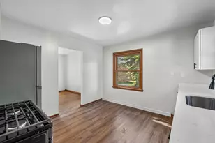 6200 W Manitoba St, Milwaukee, WI 53219 - Photo 9
