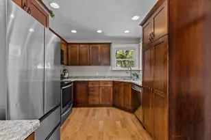 222 Harrison St, Neenah, WI 54956 - Photo 27