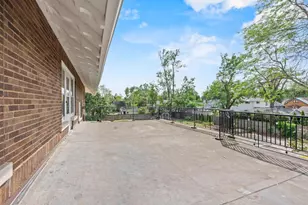 428 9th St, Neenah, WI 54956 - Photo 23