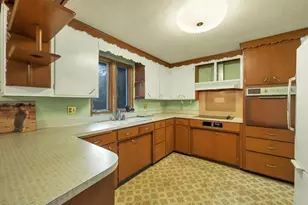 1669 Forest Glen Dr, Green Bay, WI 54304 - Photo 19
