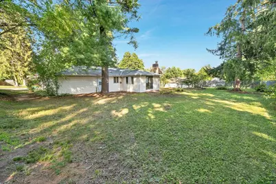 1669 Forest Glen Drive, Green Bay, WI 54304 - Photo 7
