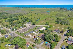 318 Hall Ave, Oconto, WI 54153 - Photo 27