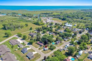 318 Hall Ave, Oconto, WI 54153 - Photo 29