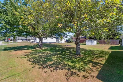 318 Hall Avenue, Oconto, WI 54153 - Photo 9