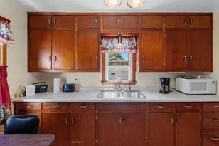 318 Hall Ave, Oconto, WI 54153 - Photo 37