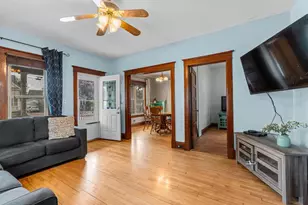 246 W 16th Ave, Oshkosh, WI 54902 - Photo 9