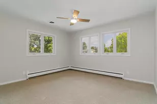 985 Bridgewood Dr, Neenah, WI 54956 - Photo 21