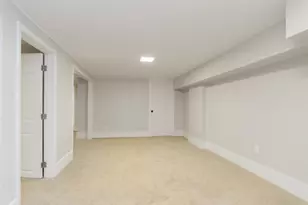 985 Bridgewood Dr, Neenah, WI 54956 - Photo 23