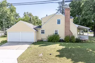 615 Buck St, New London, WI 54961 - Photo 31