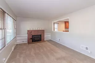 615 Buck St, New London, WI 54961 - Photo 5