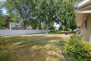 842 Fribourg St, De Pere, WI 54115 - Photo 35