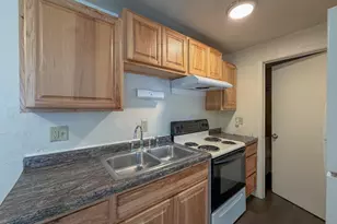 2241 Imperial Ln, Green Bay, WI 54302 - Photo 3