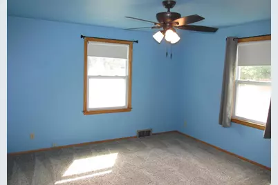 1047 E Pershing Street, Appleton, WI 54911 - Photo 23