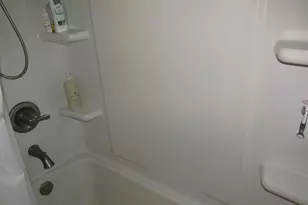 1047 E Pershing St, Appleton, WI 54911 - Photo 13
