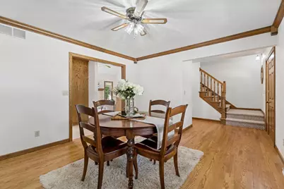 120 E Glenbrook Drive, Pulaski, WI 54162 - Photo 5