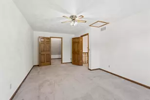 120 E Glenbrook Dr, Pulaski, WI 54162 - Photo 21