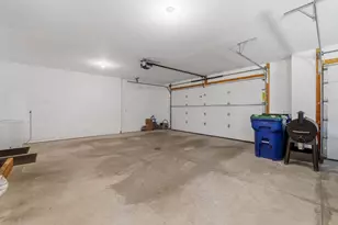 721 Ledgeview Ln, Brownsville, WI 53006 - Photo 3