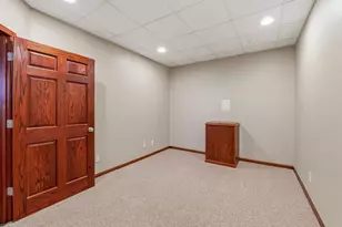 721 Ledgeview Ln, Brownsville, WI 53006 - Photo 19