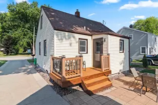 1420 N Charlotte St, Appleton, WI 54911 - Photo 3