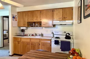 130 Gwynn St, Green Bay, WI 54301 - Photo 7